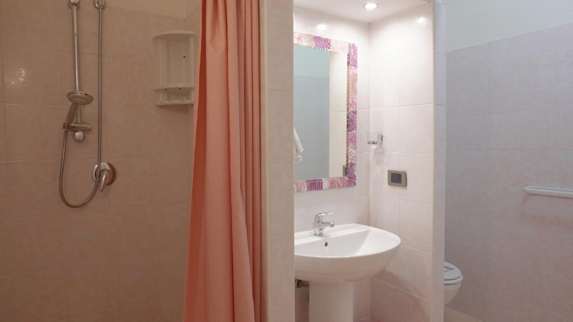 A Casa Di Mario E Nene Bed & Breakfast Viareggio