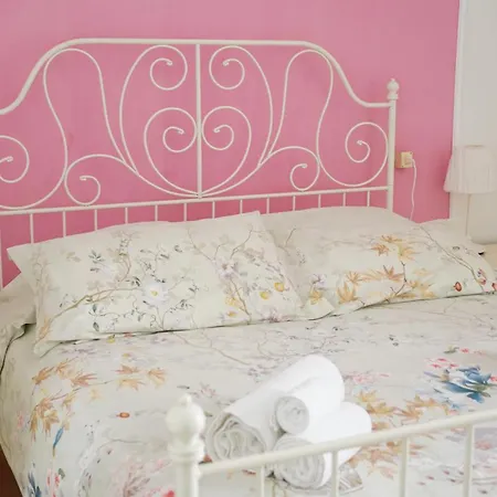 A Casa Di Mario E Nene Bed & Breakfast Viareggio Exterior photo