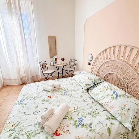 A Casa Di Mario E Nene Bed & Breakfast Viareggio Exterior photo