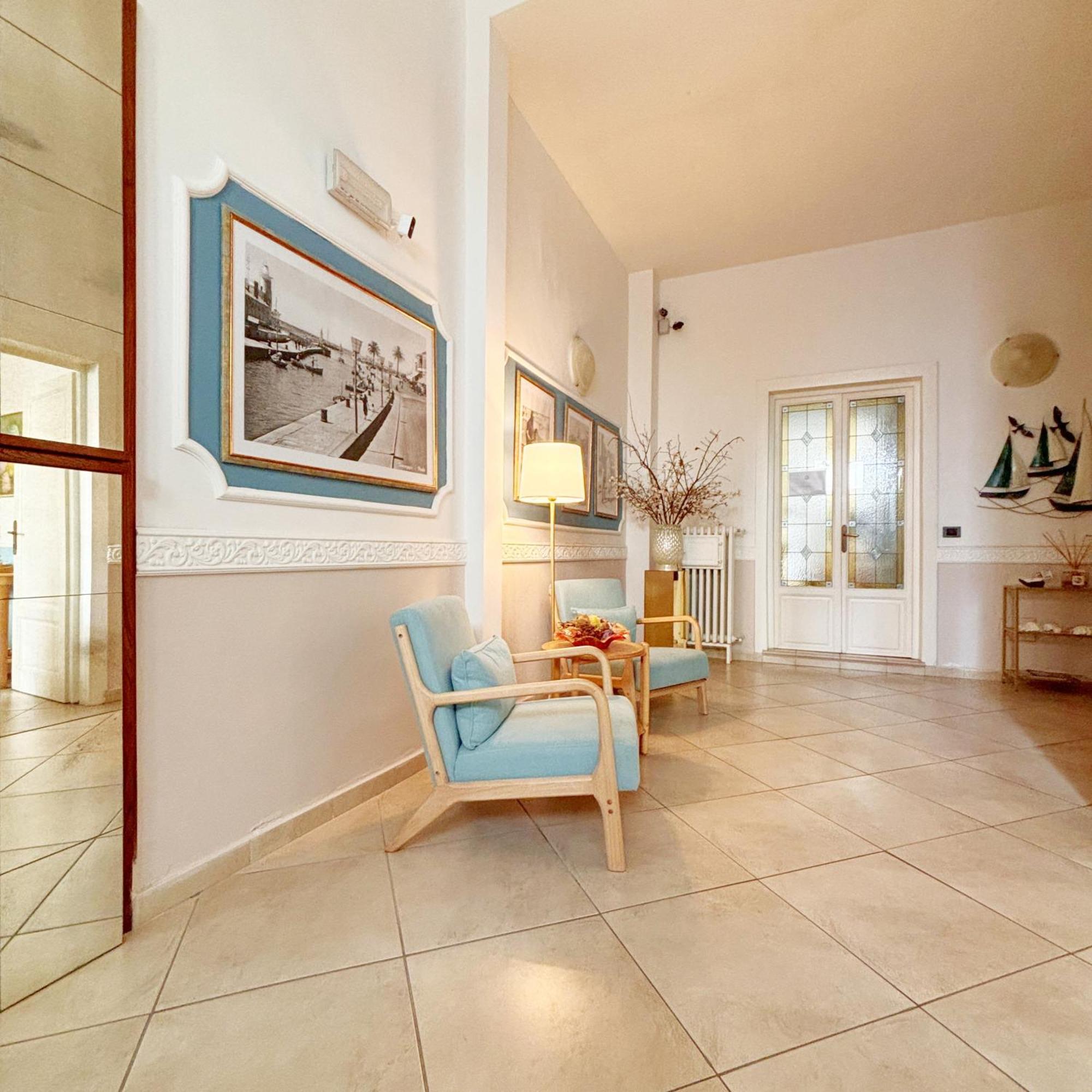 Frühstückspension A Casa Di Mario E Nene Viareggio